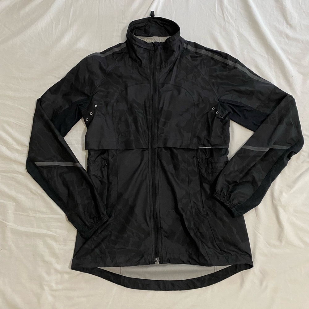 Lululemon windbreaker